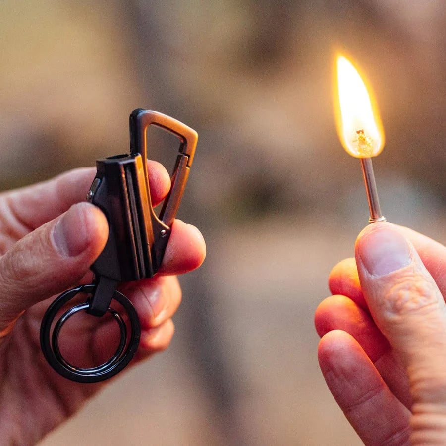 3-in-1 Permanent Match & Carabiner Keychain