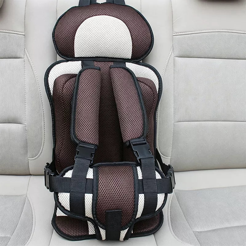 👶🛡️   Portable Child Car Seat – Cotton & Polyester, Lightweight & 5-Point Harness.🚙