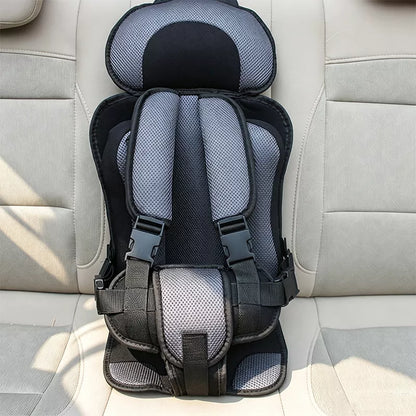 👶🛡️   Portable Child Car Seat – Cotton & Polyester, Lightweight & 5-Point Harness.🚙
