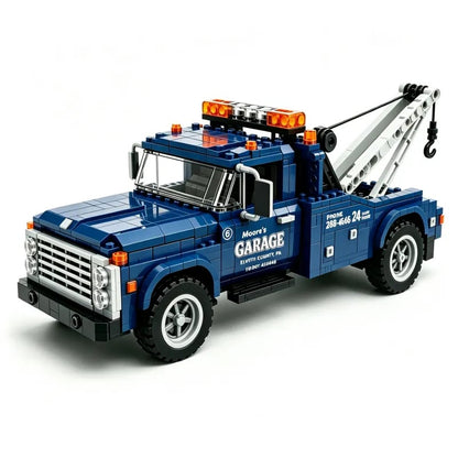 Blue Heritage Tow Truck Building Set – Collector Edition